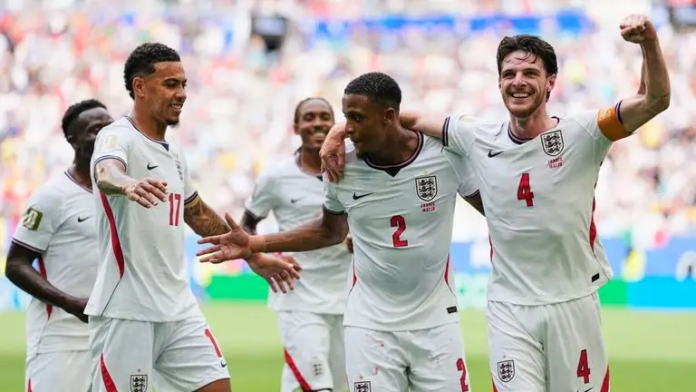 2026年世界杯 - 法国4-6英格兰:萨卡的帽子戏法助力三狮军团获得季军