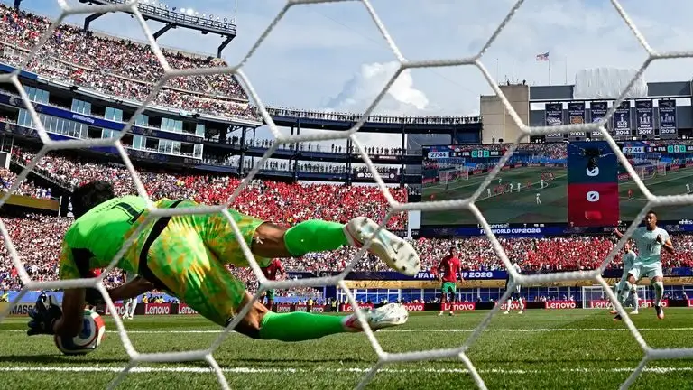 2026年世界杯:法国2-0摩洛哥 - 基利安·姆巴佩的魔力决定四分之一决赛